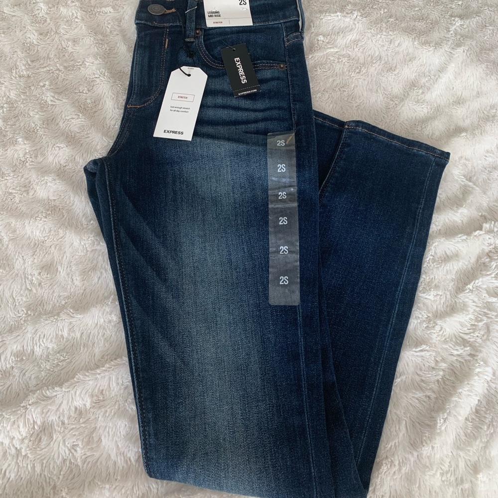NEW Express Mid Rise Jeans - Picture 4 of 15